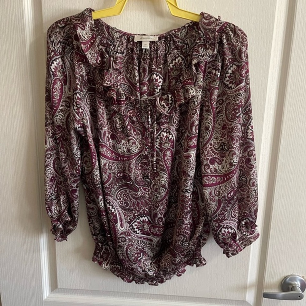 Ladies dress barn blouson top size XL. Gently used. SKU139